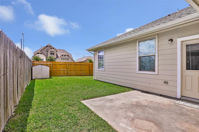 13602 Kodiak Brown Bear Street, Crosby, TX 77532