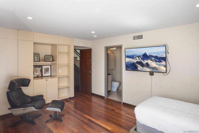 427 Ravina St, La Jolla, CA 92037