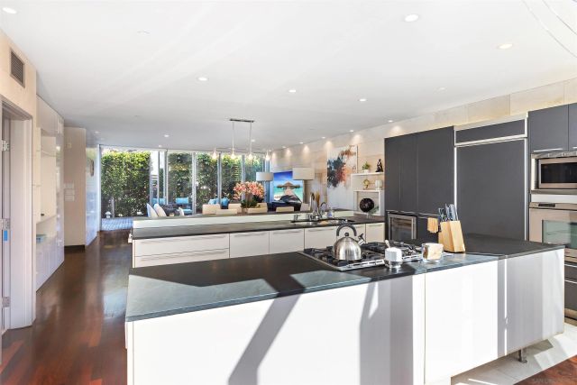 427 Ravina St, La Jolla, CA 92037