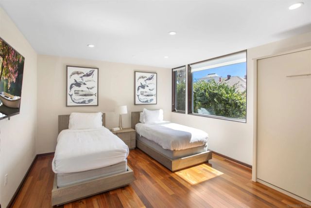 427 Ravina St, La Jolla, CA 92037