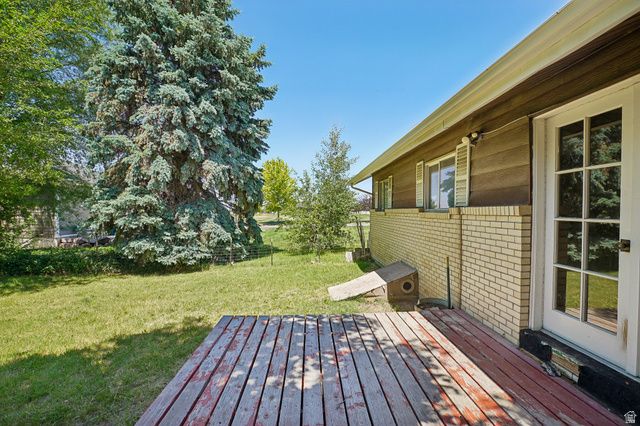 2031 N 1500 W, Clinton, UT 84015