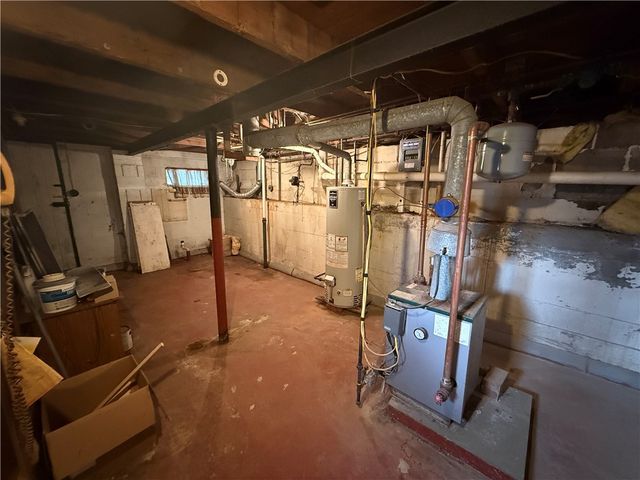 12 Thompson Avenue, Bradford City, PA 16701