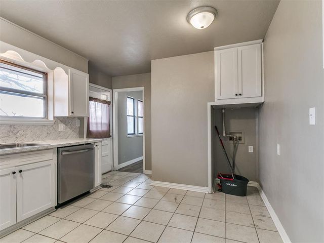 1805 S Jensen Avenue, El Reno, OK 73036