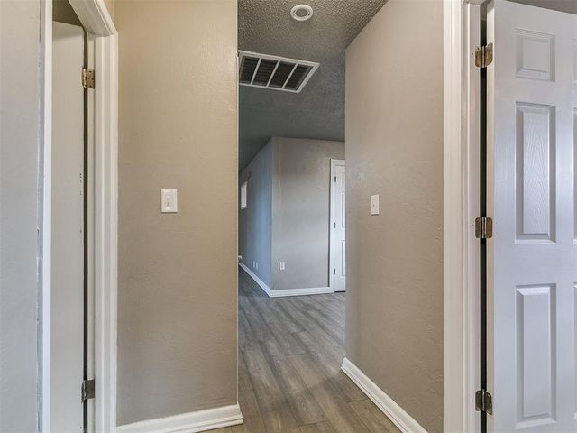 1805 S Jensen Avenue, El Reno, OK 73036