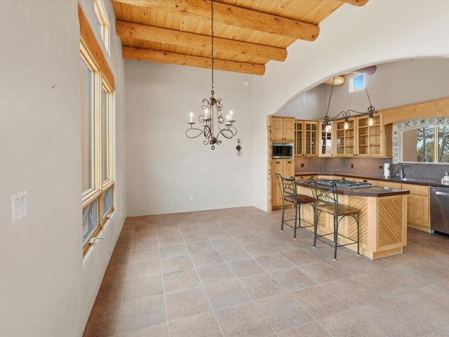 25 Buen Pastor, Santa Fe, NM 87508