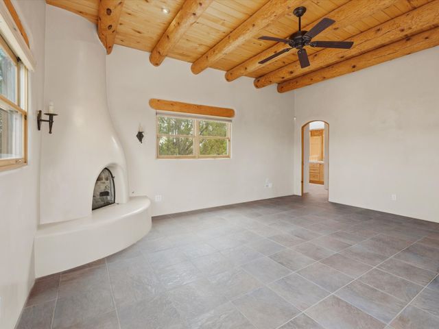 25 Buen Pastor, Santa Fe, NM 87508
