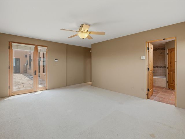 25 Buen Pastor, Santa Fe, NM 87508