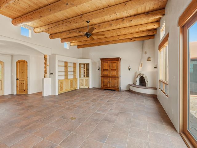 25 Buen Pastor, Santa Fe, NM 87508