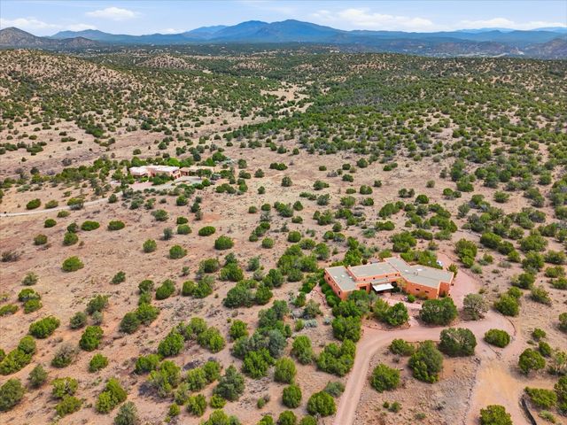 25 Buen Pastor, Santa Fe, NM 87508