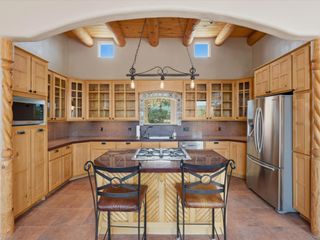 25 Buen Pastor, Santa Fe, NM 87508
