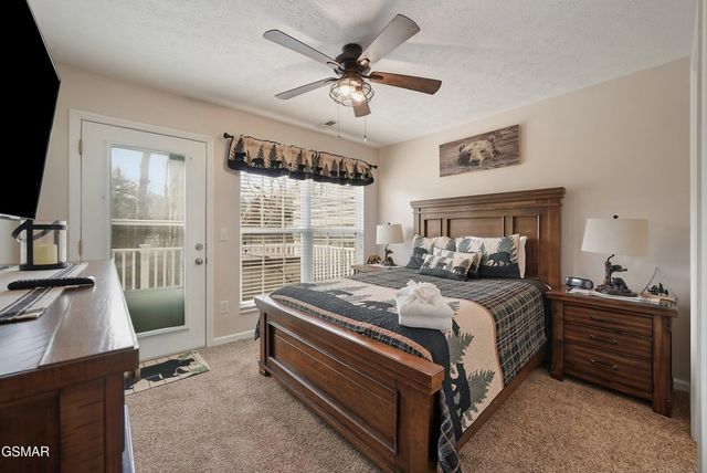 2032 Slippery Rock Circle, Sevierville, TN 37862