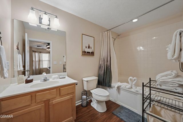 2032 Slippery Rock Circle, Sevierville, TN 37862