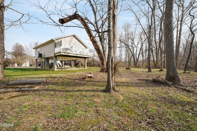 2032 Slippery Rock Circle, Sevierville, TN 37862