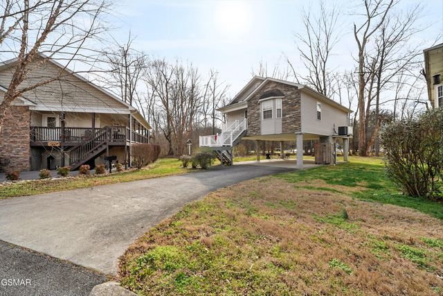 2032 Slippery Rock Circle, Sevierville, TN 37862