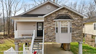2032 Slippery Rock Circle, Sevierville, TN 37862
