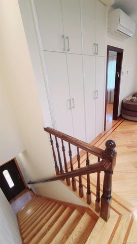 64-47 Dieterle Crescent 2, Rego Park, NY 11374