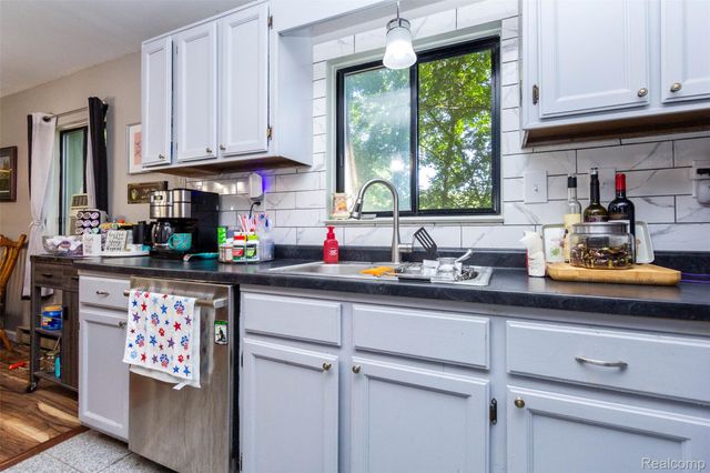 9405 SPICER Road, Green Oak Township, MI 48116