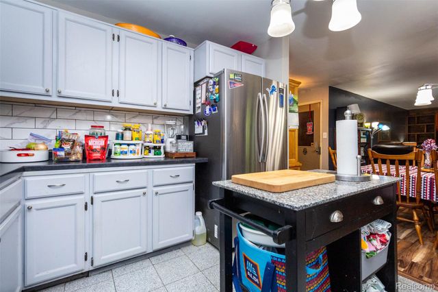 9405 SPICER Road, Green Oak Township, MI 48116