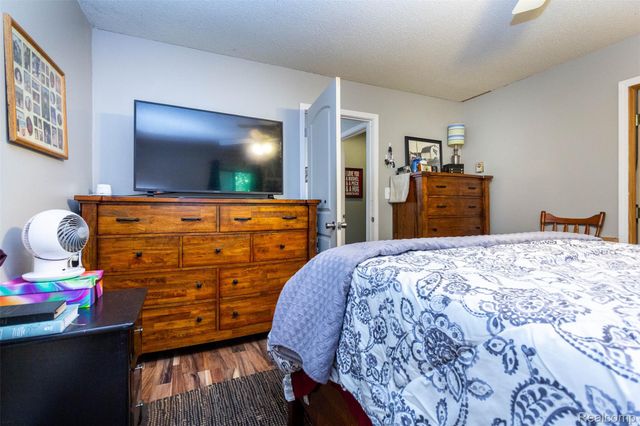 9405 SPICER Road, Green Oak Township, MI 48116