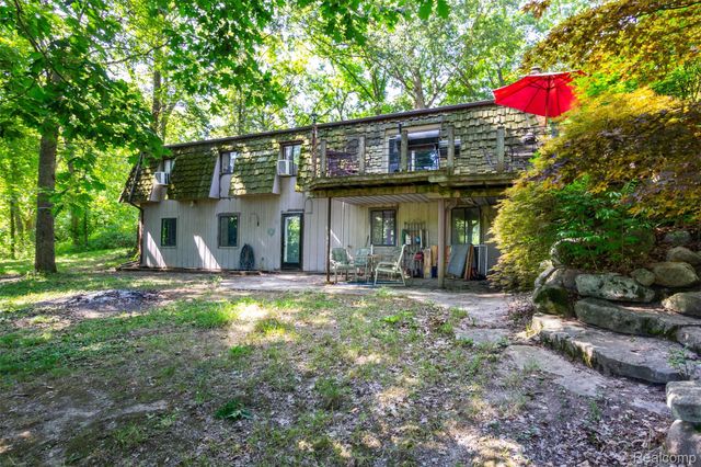 9405 SPICER Road, Green Oak Township, MI 48116