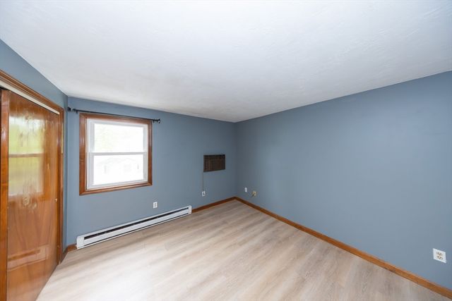 15 Houghton St 9, Worcester, MA 01604