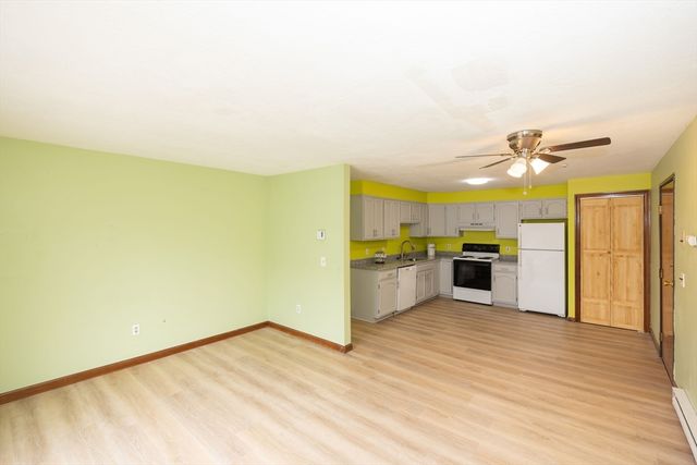 15 Houghton St 9, Worcester, MA 01604