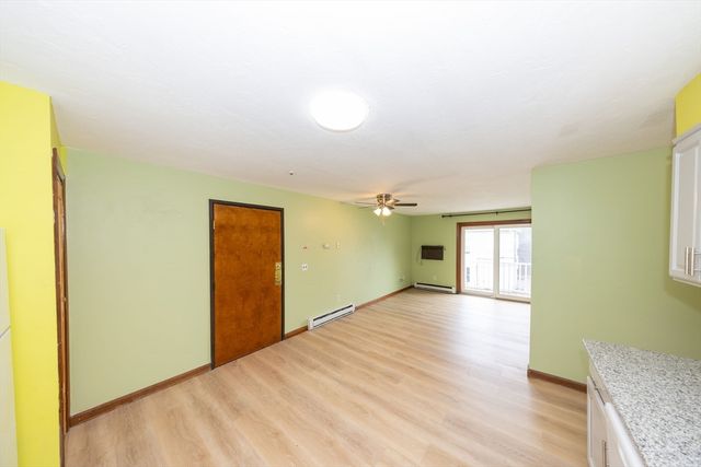 15 Houghton St 9, Worcester, MA 01604