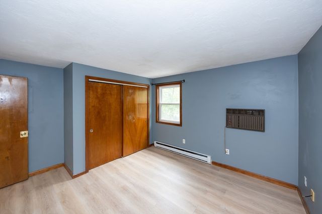 15 Houghton St 9, Worcester, MA 01604