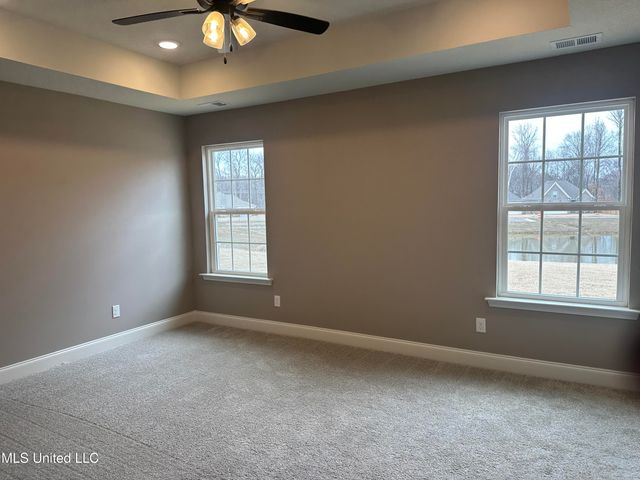 327 Flower Garden Drive, Southaven, MS 38671