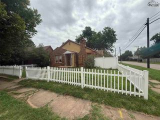 1915 HAYES STREET, Wichita Falls, TX 76309