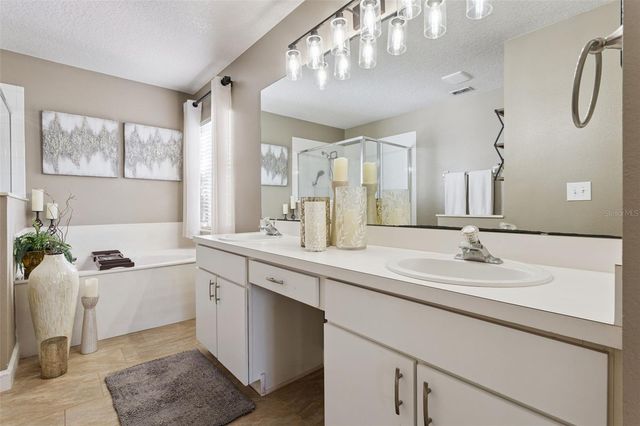 272 LONGHIRST LOOP, Ocoee, FL 34761