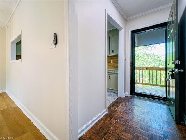 1904 Aspen Way, Winston-salem, NC 27106