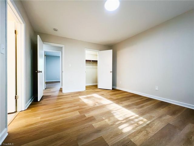 1904 Aspen Way, Winston-salem, NC 27106