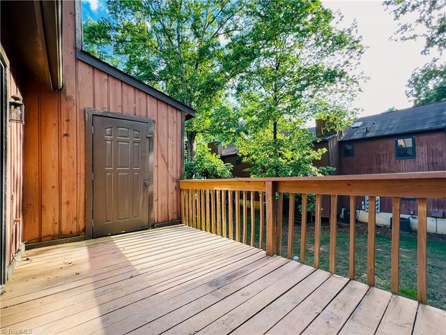 1904 Aspen Way, Winston-salem, NC 27106