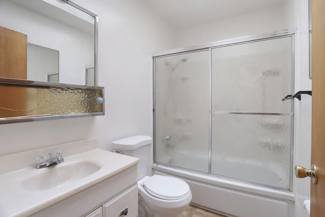 4981 71st St, Sacramento, CA 95820