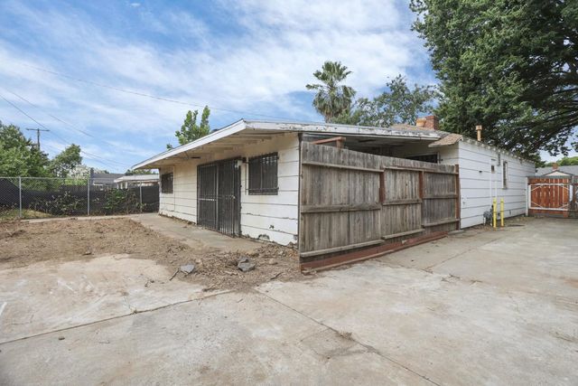 4981 71st St, Sacramento, CA 95820