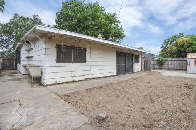 4981 71st St, Sacramento, CA 95820