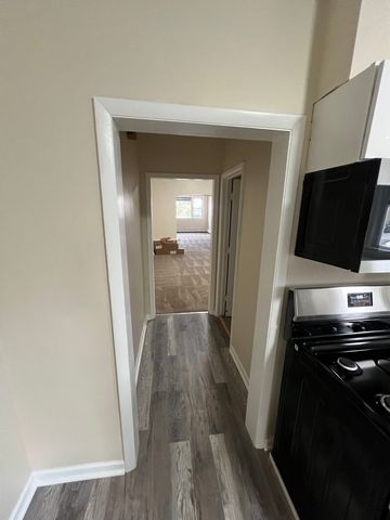 3122 Oak Park Avenue 2, Berwyn, IL 60402