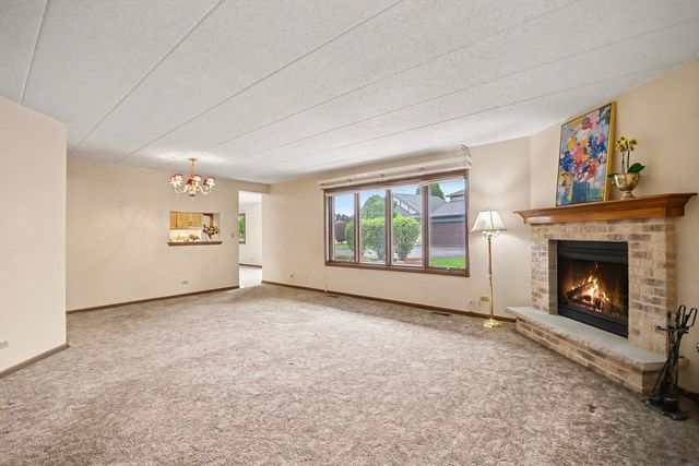 2743 Harbor Drive 2743, Joliet, IL 60431