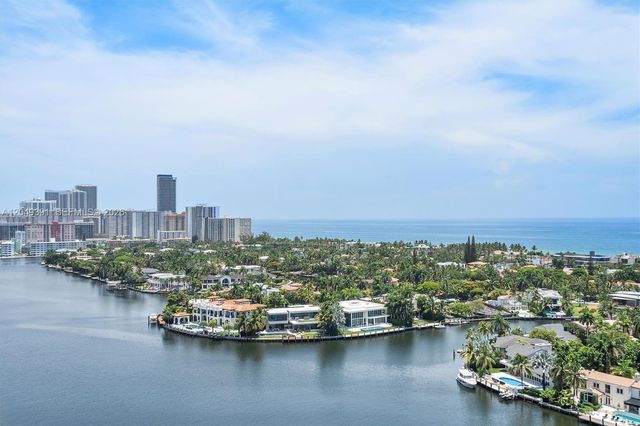 20515 E Country Club Dr 2044, Aventura, FL 33180