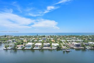 20515 E Country Club Dr 2044, Aventura, FL 33180
