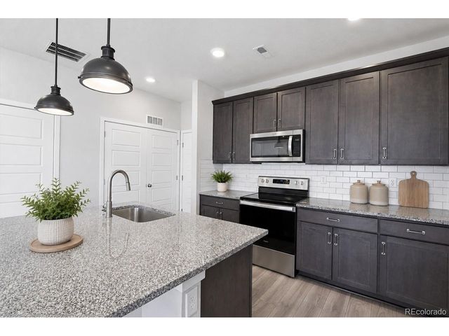 18062 E 103rd Ave, Commerce City, CO 80022