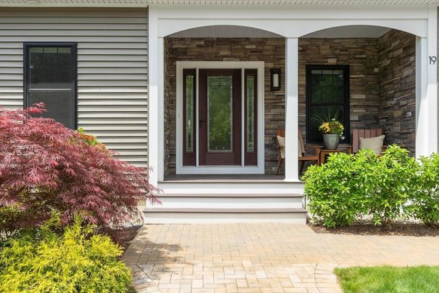 19 Birch Ln 19, Carlisle, MA 01741