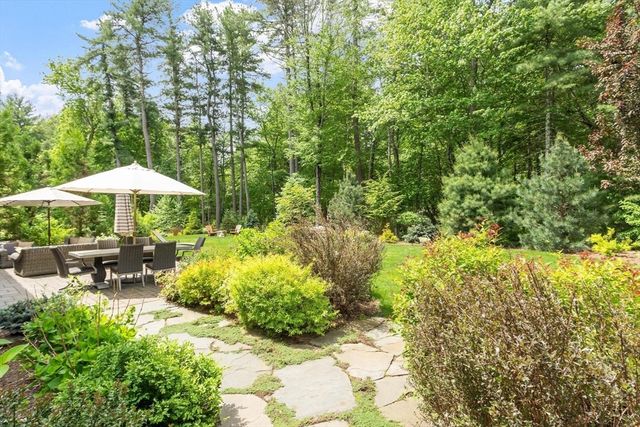 19 Birch Ln 19, Carlisle, MA 01741