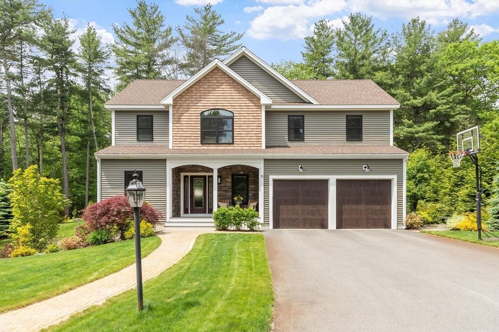 19 Birch Ln 19, Carlisle, MA 01741