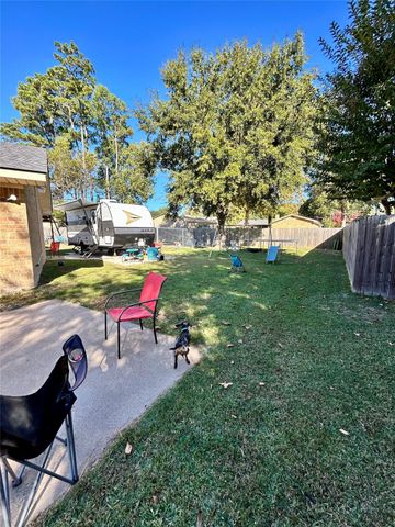 113 E Larkspur, White Oak, TX 75693