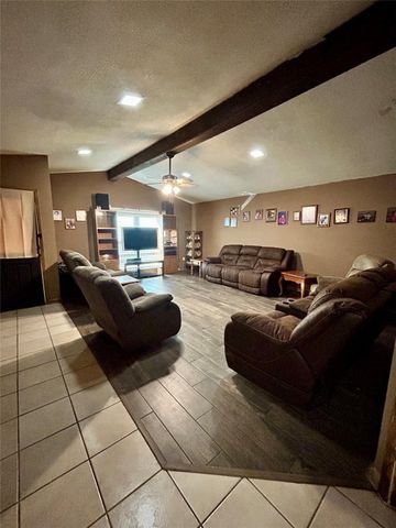 113 E Larkspur, White Oak, TX 75693