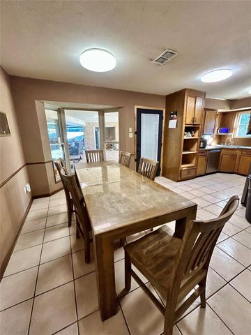 113 E Larkspur, White Oak, TX 75693