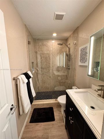 1423 Holly Heights Dr 19, Fort Lauderdale, FL 33304