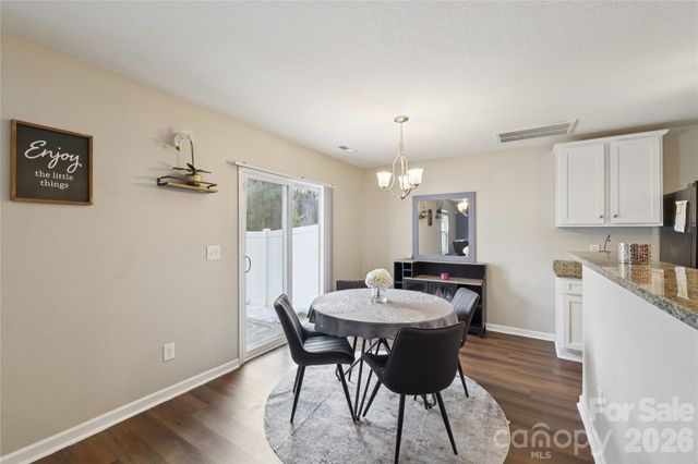 3337 Ellingford Road, Charlotte, NC 28214